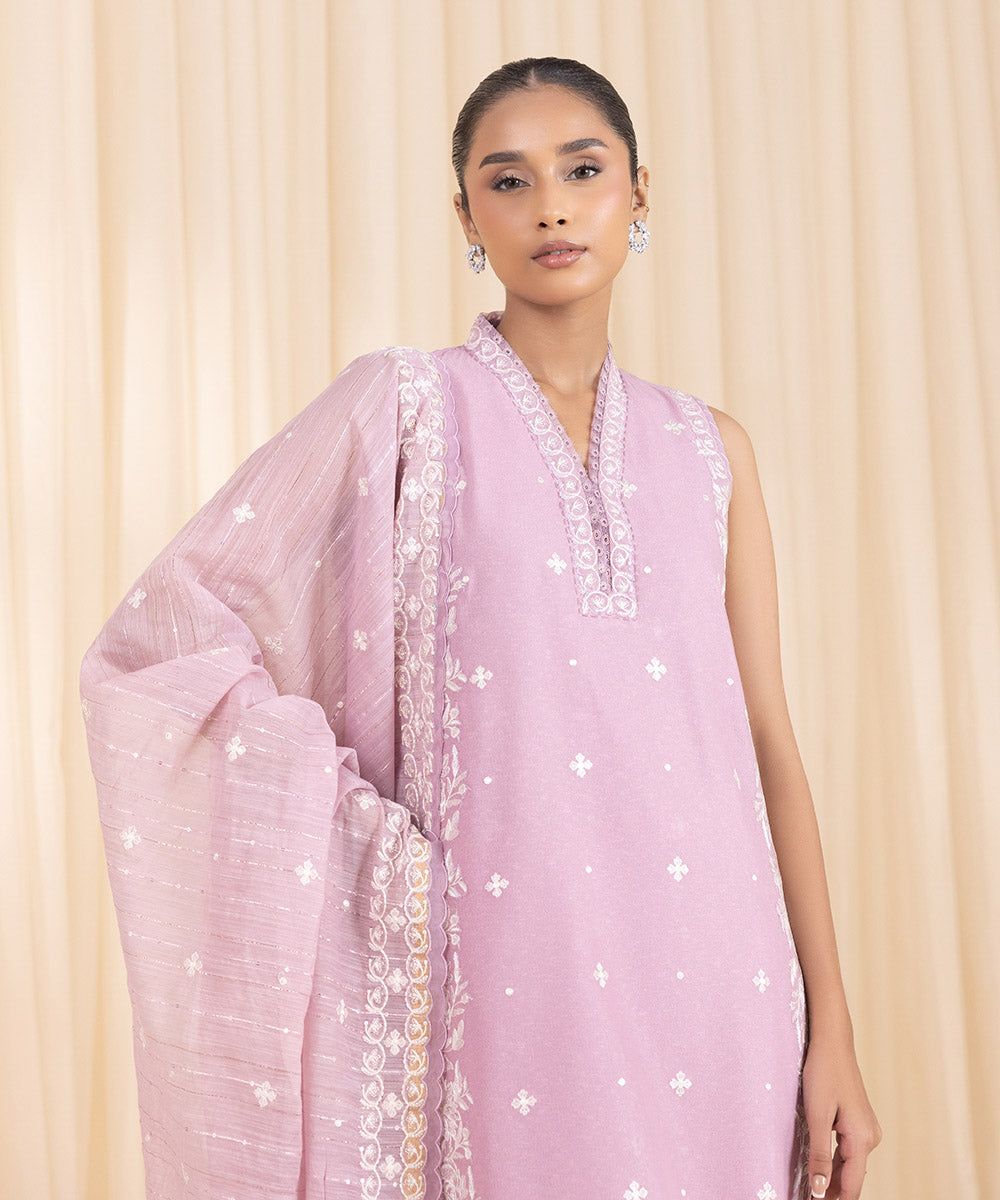 3 Piece -  Embroidered Karandi Suit | SAPPHIRE