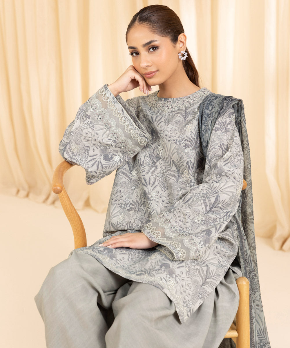 3 Piece -  Embroidered Silk Suit | SAPPHIRE