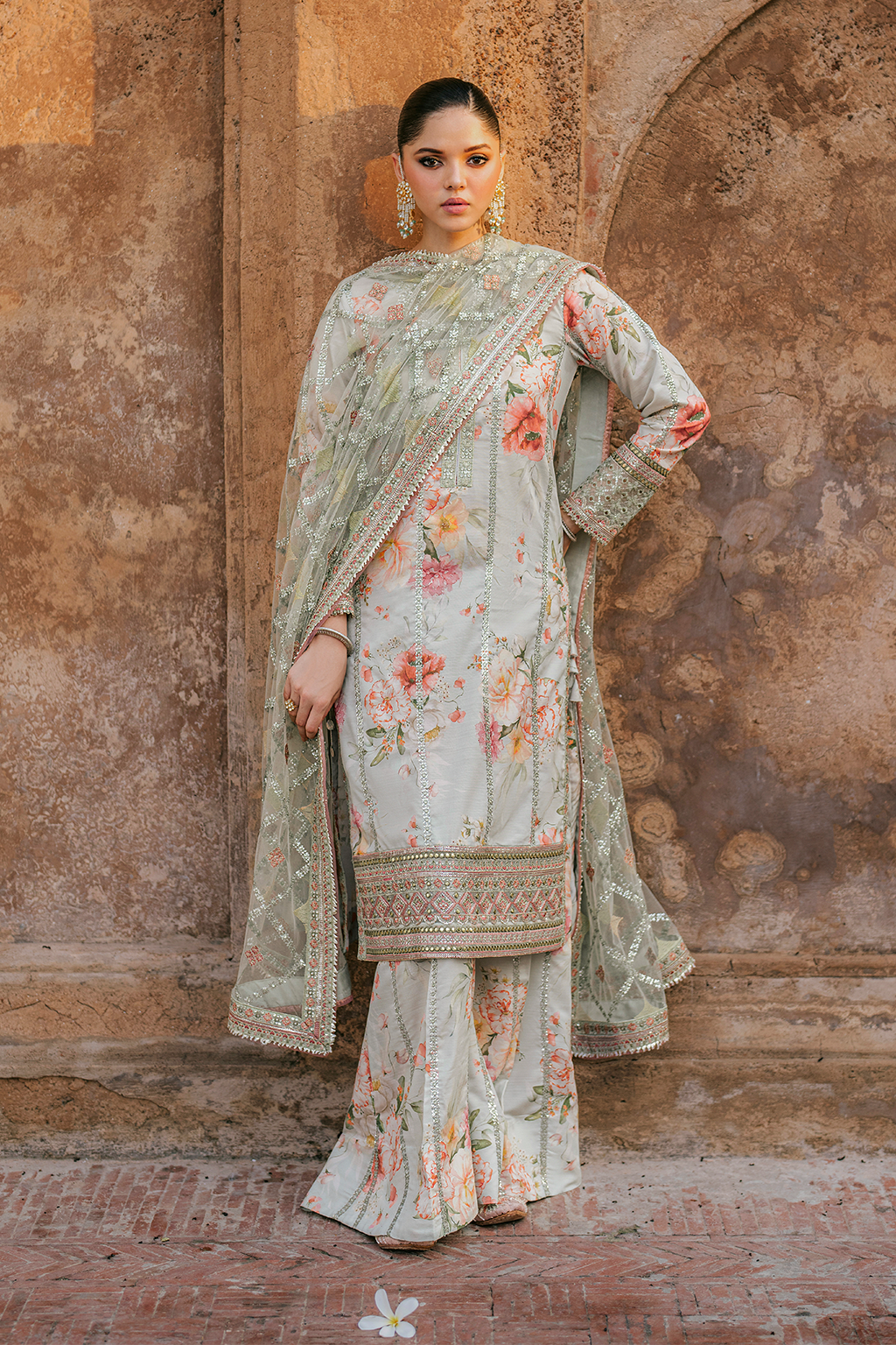 UE-311 Embroidered Raw Silk | Formal Wear | Iznik