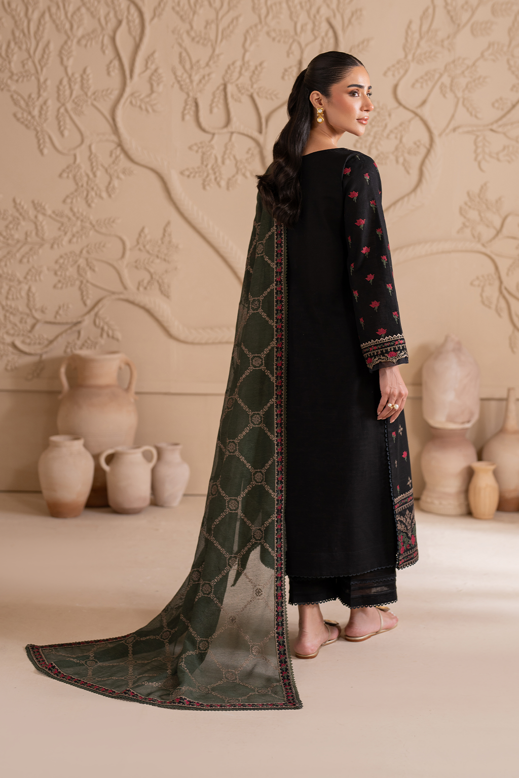 UE-294 Embroidered Khaddar | Exclusive Winter| Iznik