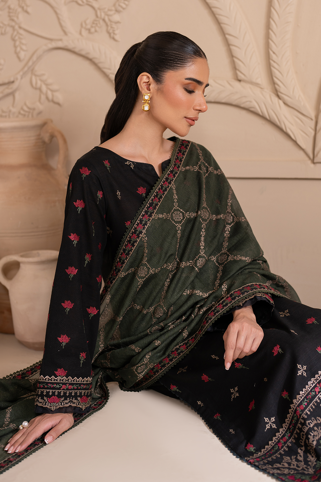 UE-294 Embroidered Khaddar | Exclusive Winter| Iznik