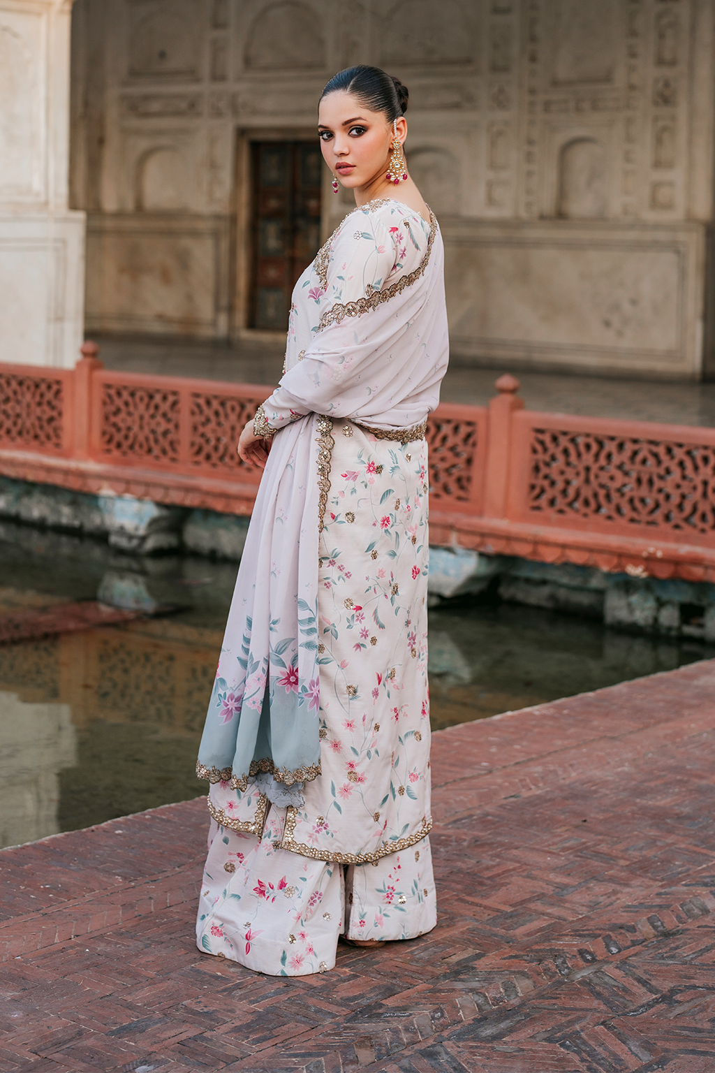 UE-318 Embroidered Raw Silk | Formal Wear | Iznik