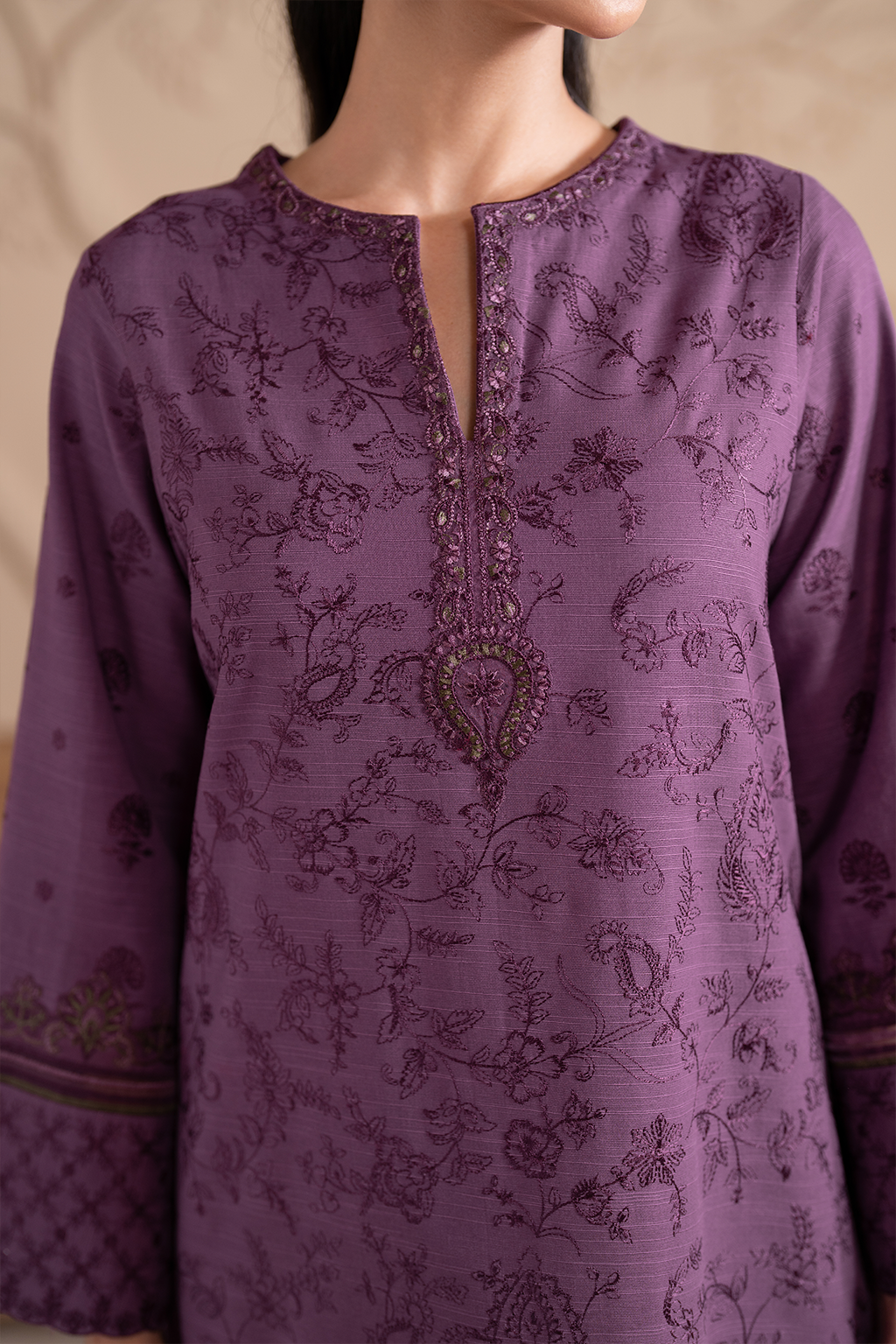 UE-298 Embroidered Khaddar | Exclusive Winter| Iznik