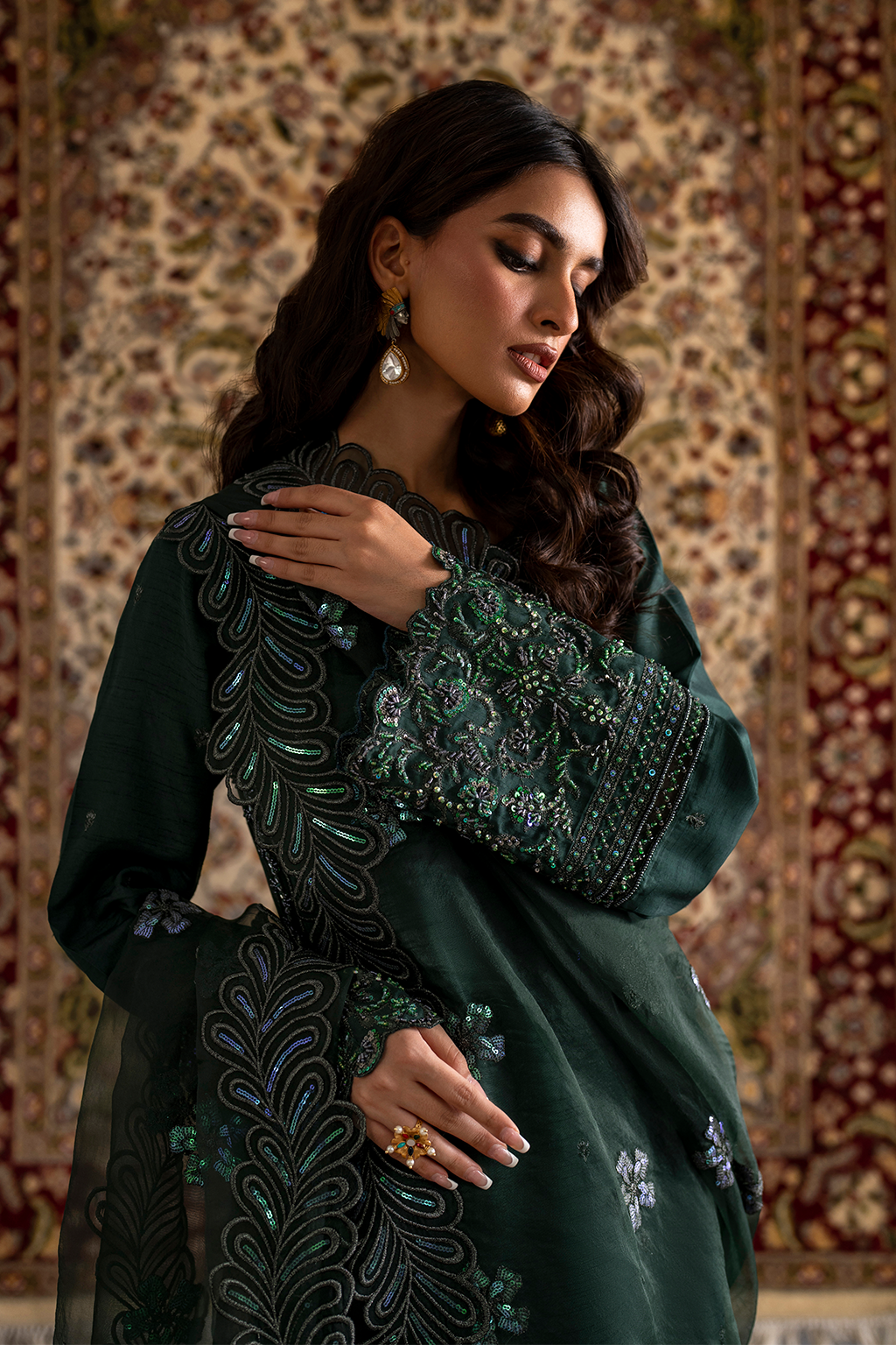 IRS-12 | Formal Wear | Iznik