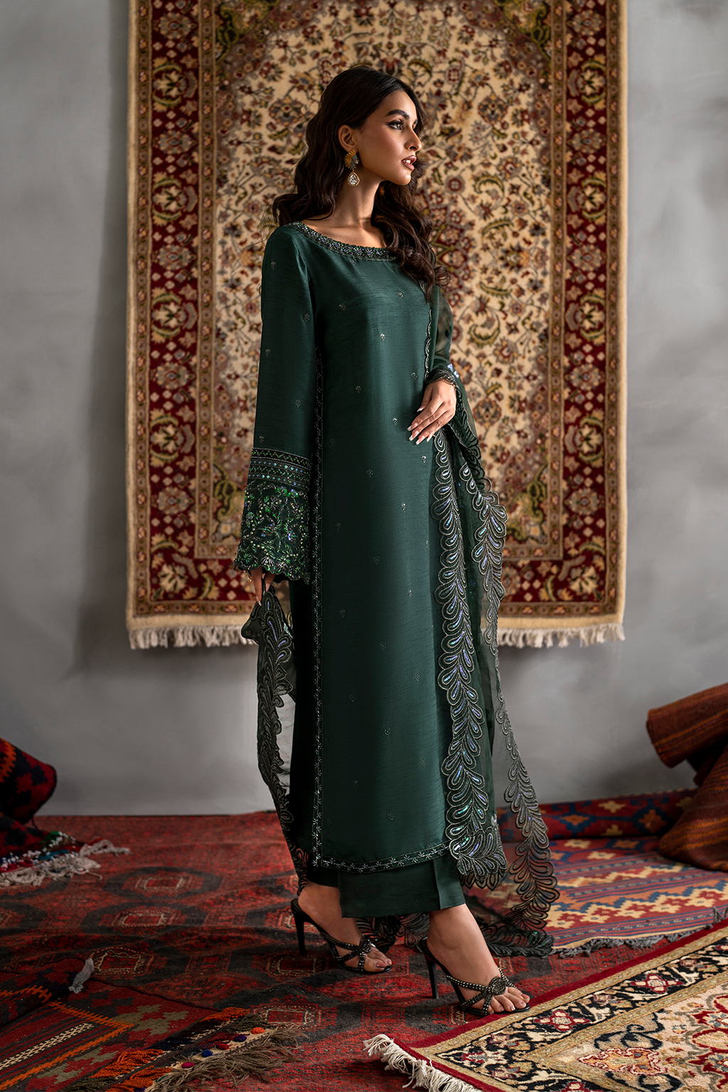 IRS-12 | Formal Wear | Iznik