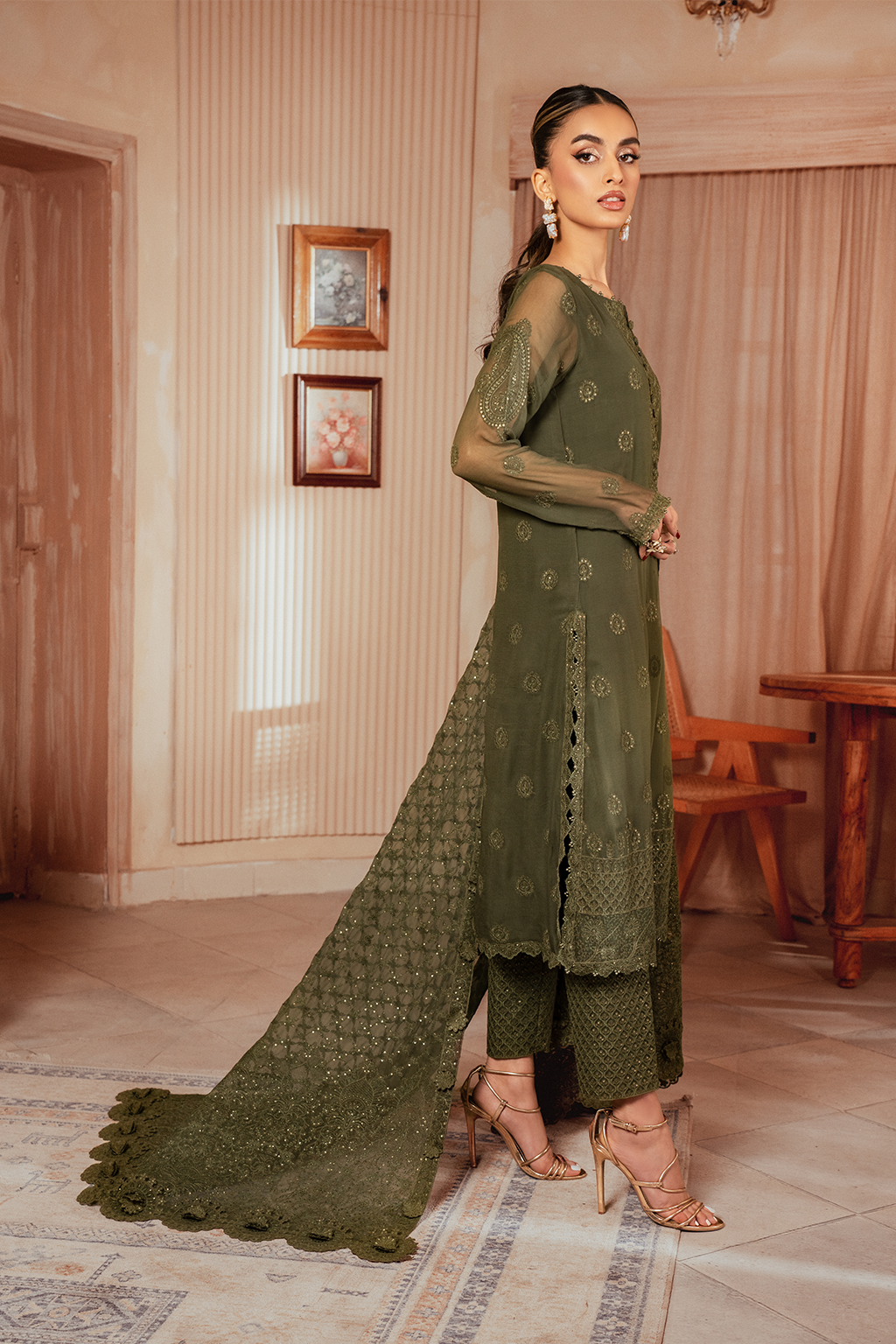 ICK-05 Embroidered Chiffon | Formal Wear | Iznik