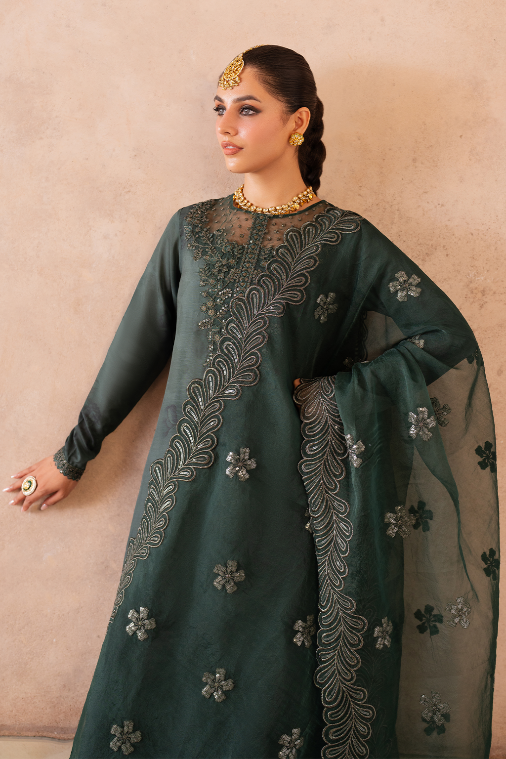 UE-324 Embroidered Raw Silk | Formal Wear | Iznik