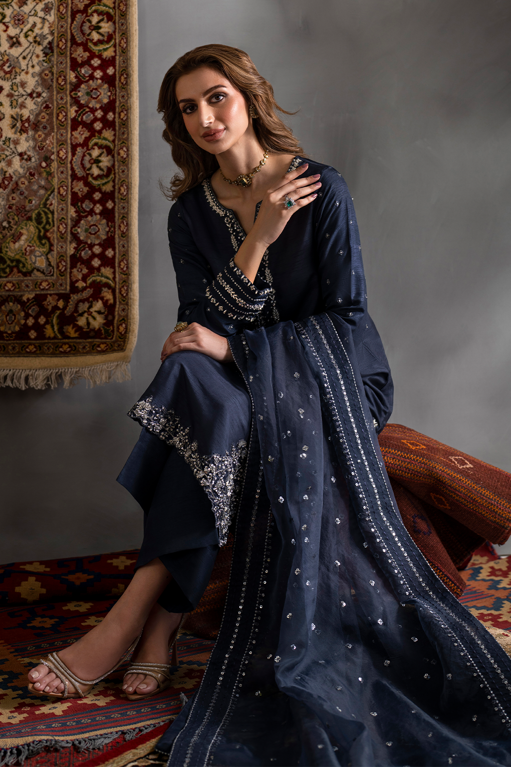 IRS-11 | Luxe Rawsilk | Iznik