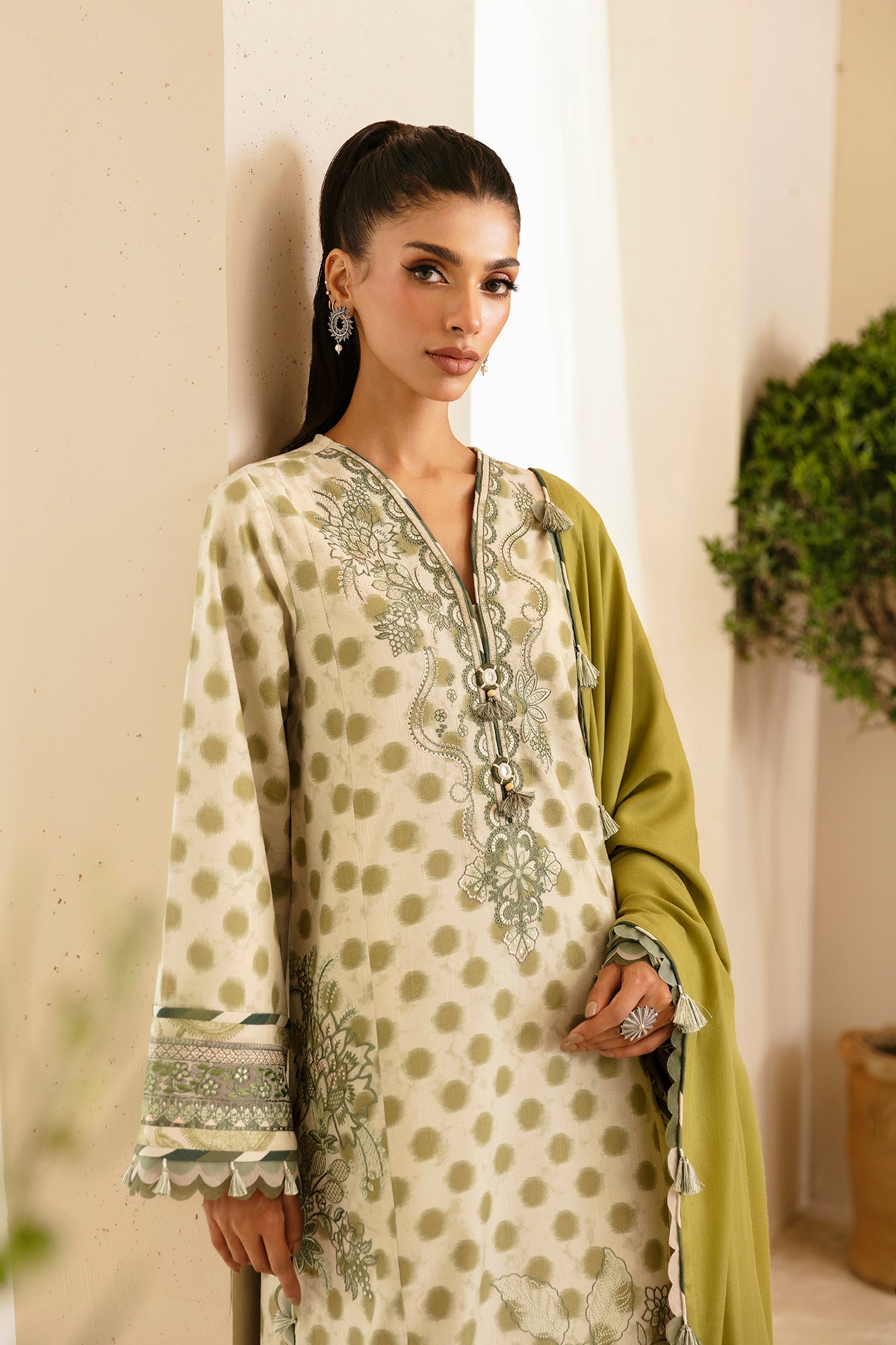 EMBROIDERED SUIT (E0450/203/126) | Rozana | ETHNC