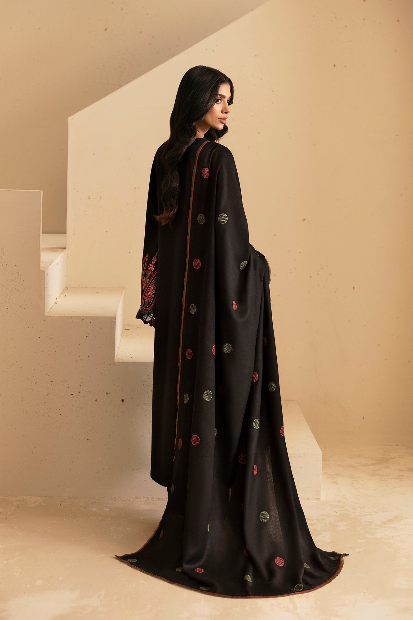 EMBROIDERED SUIT (E0454/203/901) | Rozana | ETHNC