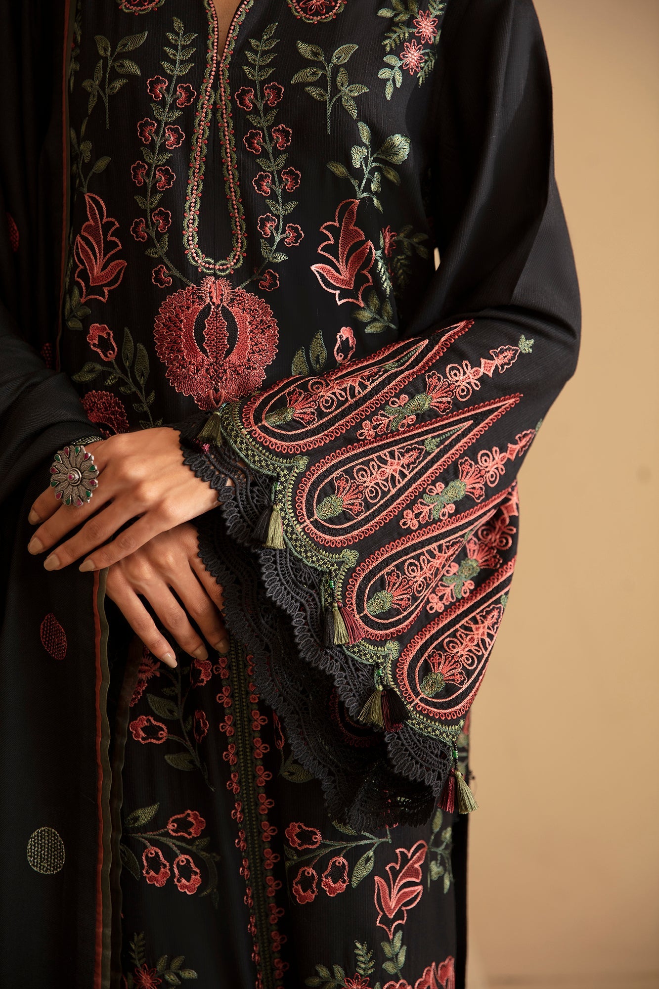 EMBROIDERED SUIT (E0454/203/901) | Rozana | ETHNC