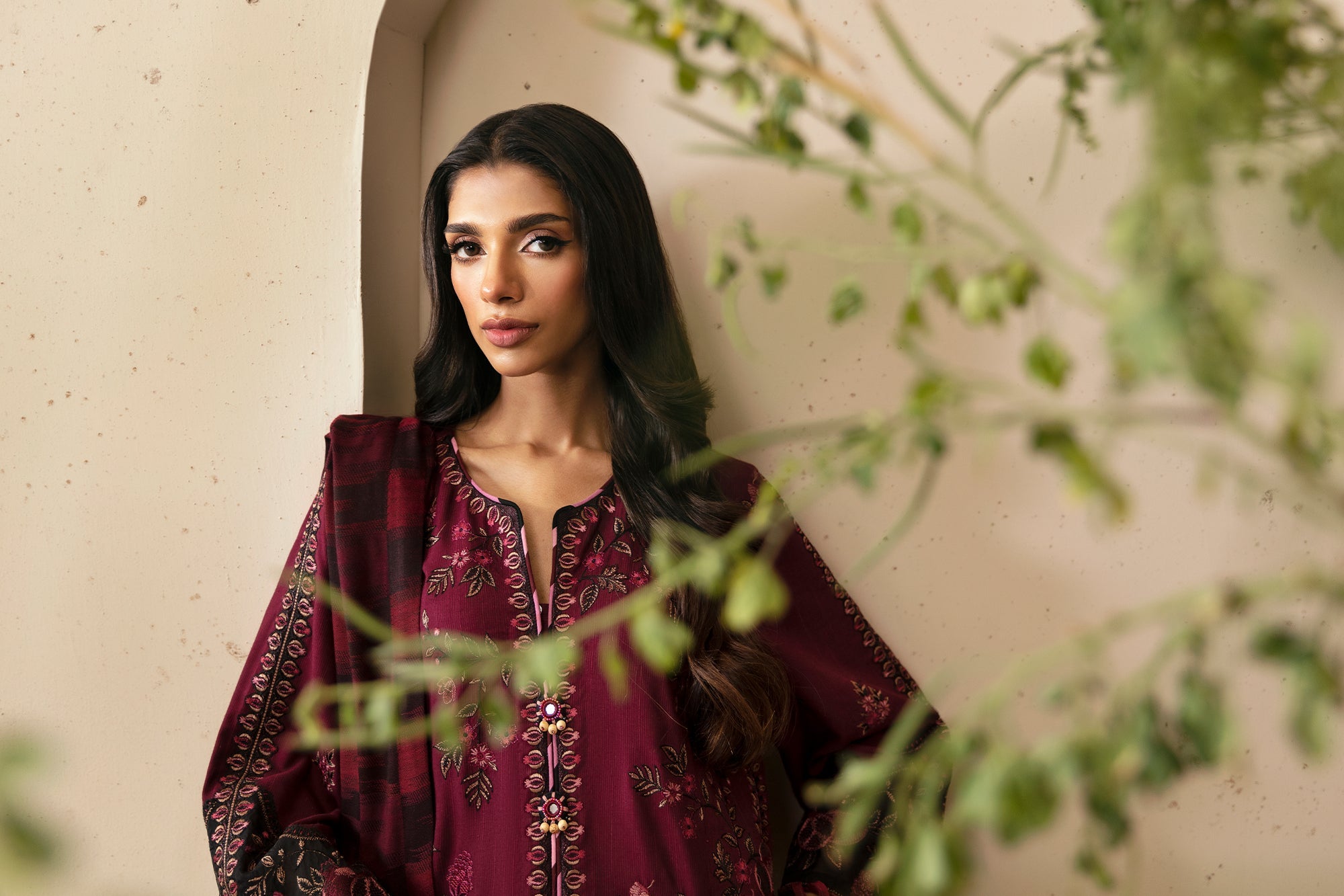 EMBROIDERED SUIT (E0456/203/402) | Rozana | ETHNC