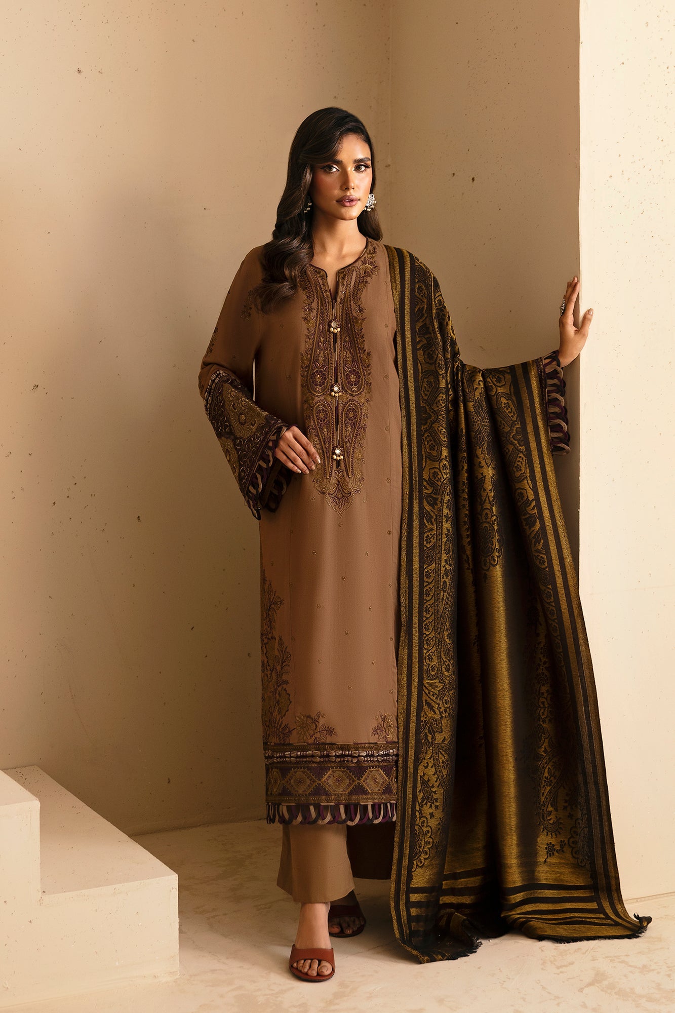 EMBROIDERED SUIT (E0458/203/102) | Rozana | ETHNC