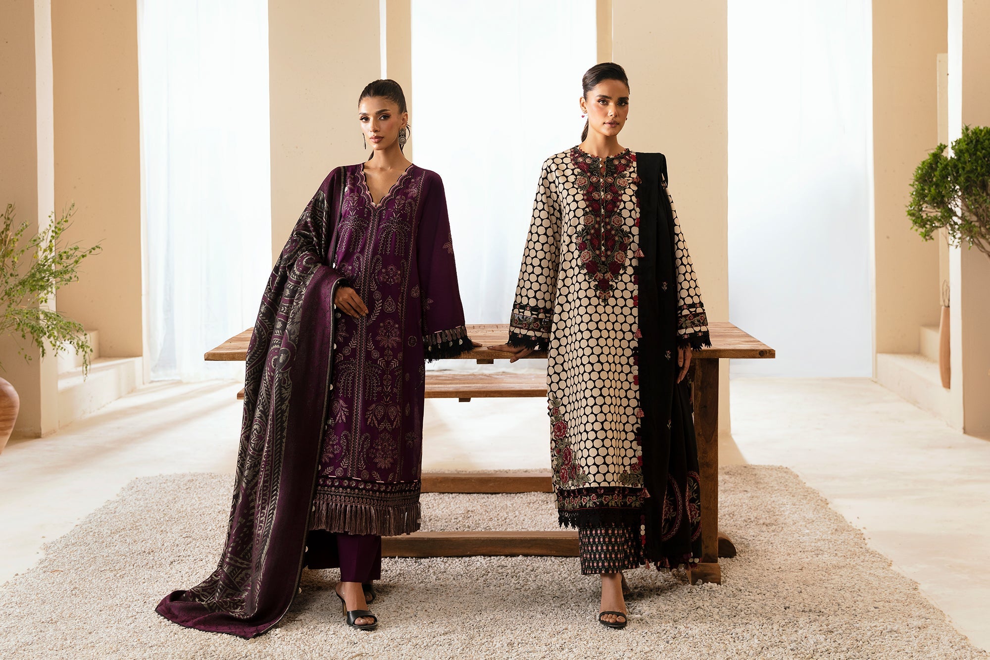 EMBROIDERED SUIT (E0462/203/901) | Rozana | ETHNC