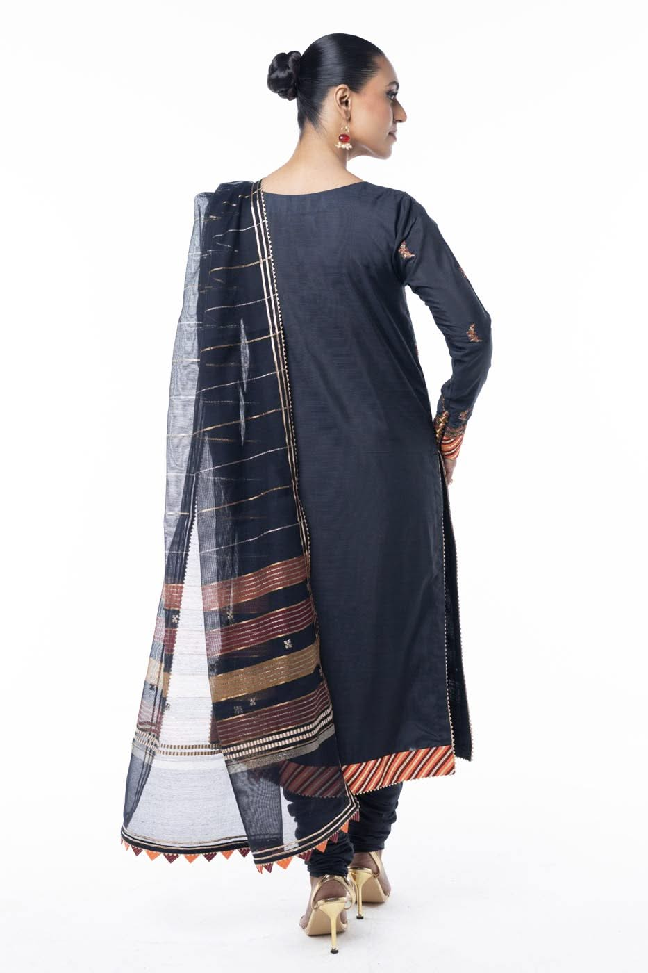 Three Piece Embroidered Raw Silk Slub Shirt with Yarn Dyed Dupatta | Festive | Al Karam