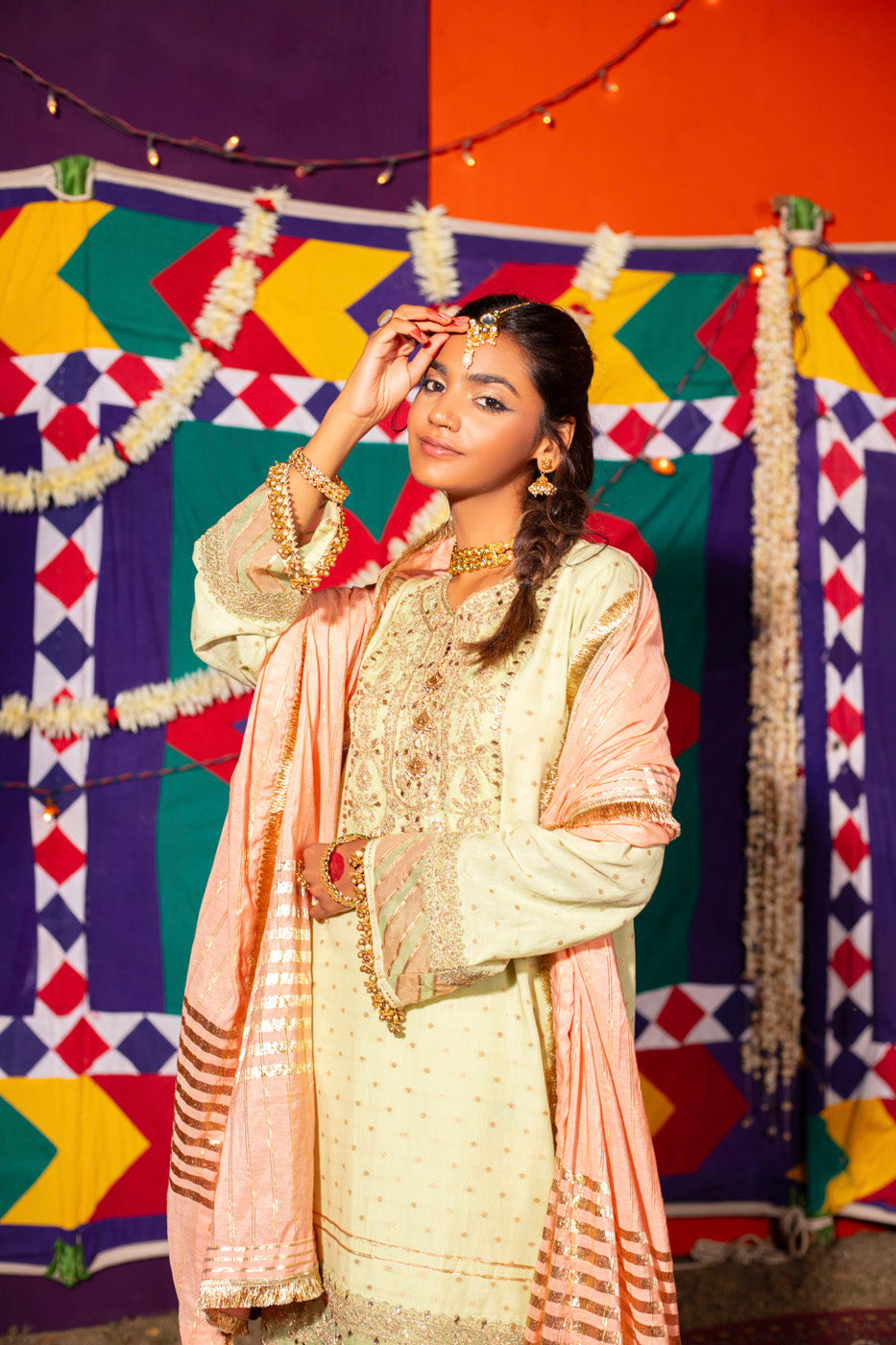 Three Piece Embroidered Jacquard Lurex Shirt with Zari Jacquard Dupatta | Festive | Al Karam