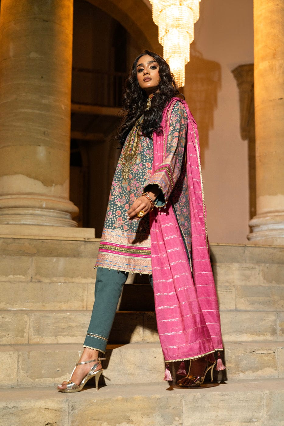 3 Pc Embroidered Dobby Lawn Suit With Fancy Dupatta | Festive | Al Karam