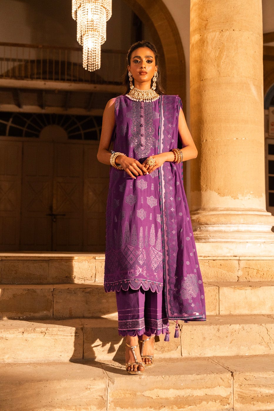 3 Pc Embroidered Jacquard Suit With Jacquard Dupatta | Festive | Al Karam