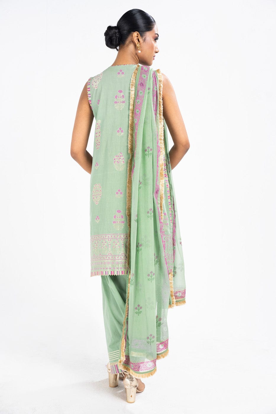 3 Pc Dyed Jacquard Shirt With Chiffon Printed Dupatta | Festive | Al Karam