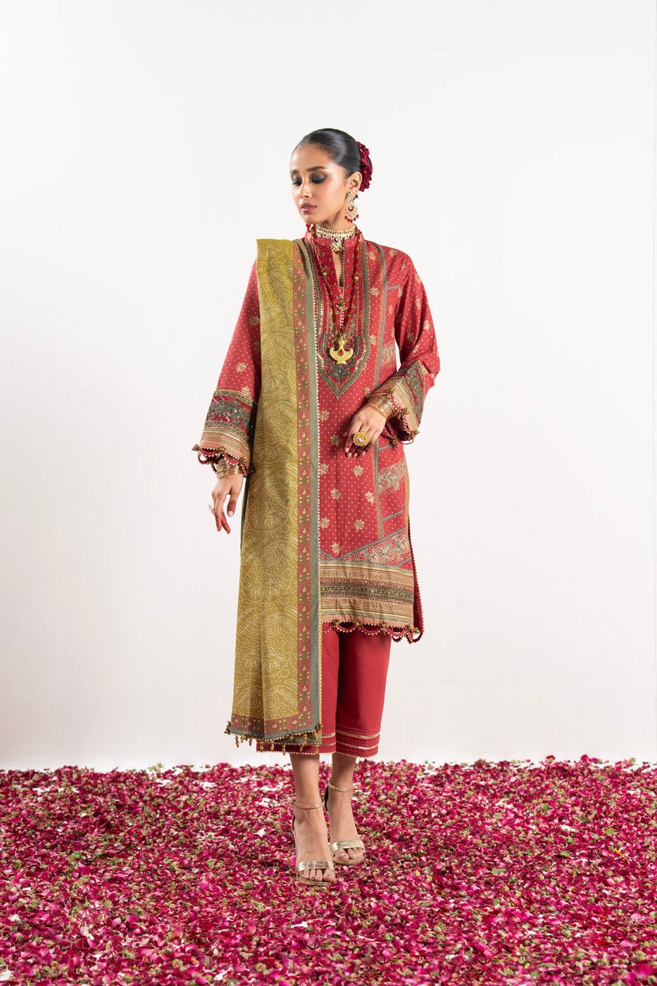 2 Pc Embroidered Heavy Cambric Suit With Lawn Dupatta | Festive | Al Karam