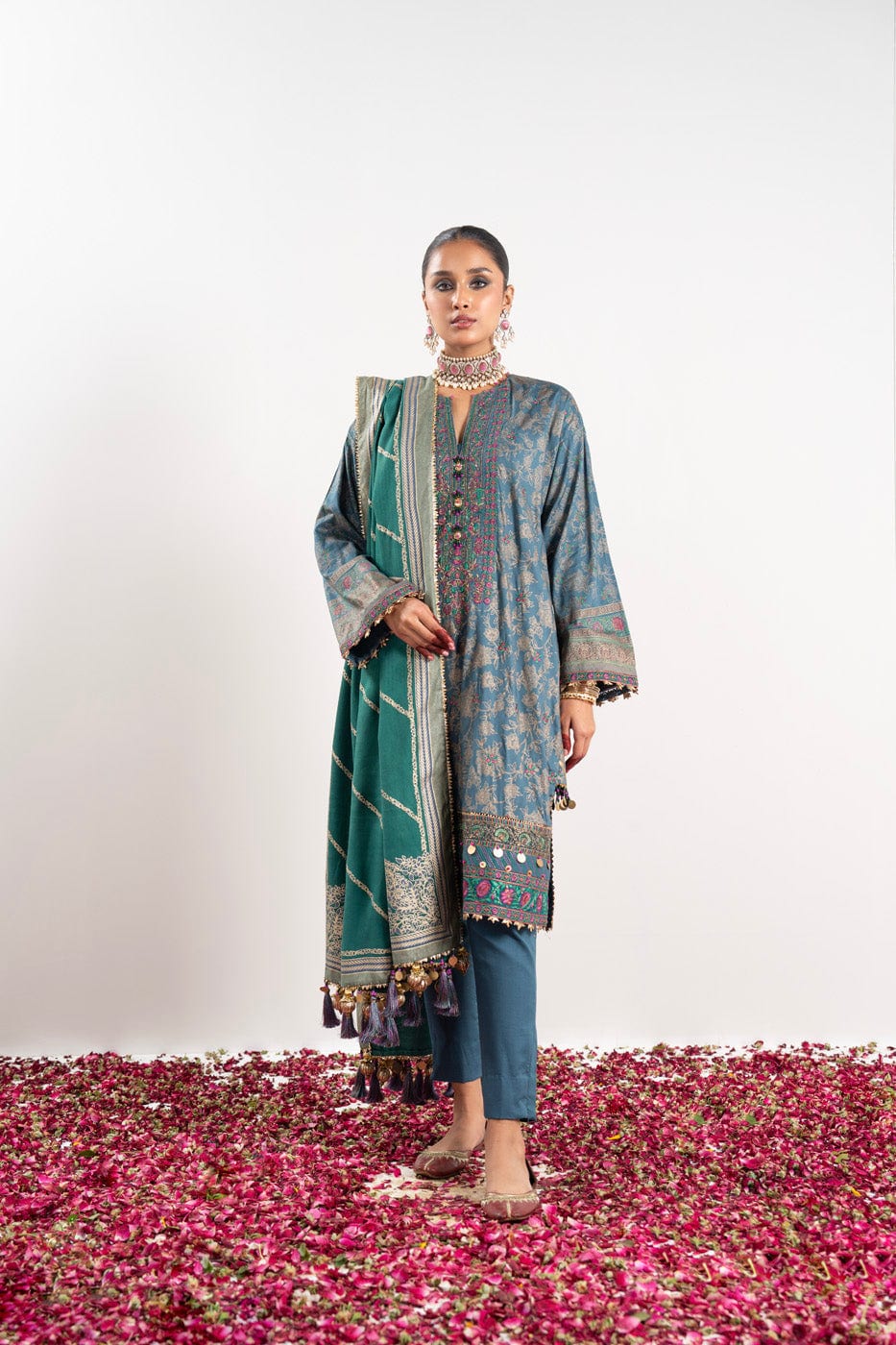 3 Pc Embroidered Viscose Suit With Hearing Bone Dupatta | Festive | Al Karam