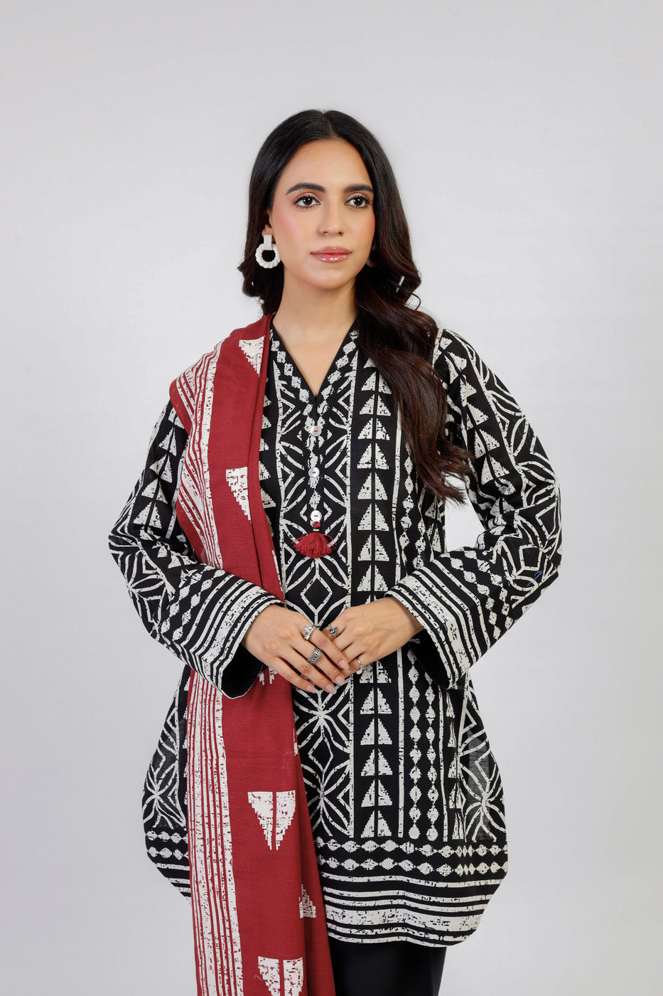 3 Piece Printed Khaddar Suit With Light Khaddar Dupatta | Winter | Al Karam