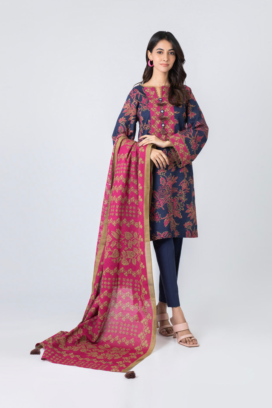 3 Piece Printed Khaddar Suit With Light Khaddar Dupatta | Winter | Al Karam