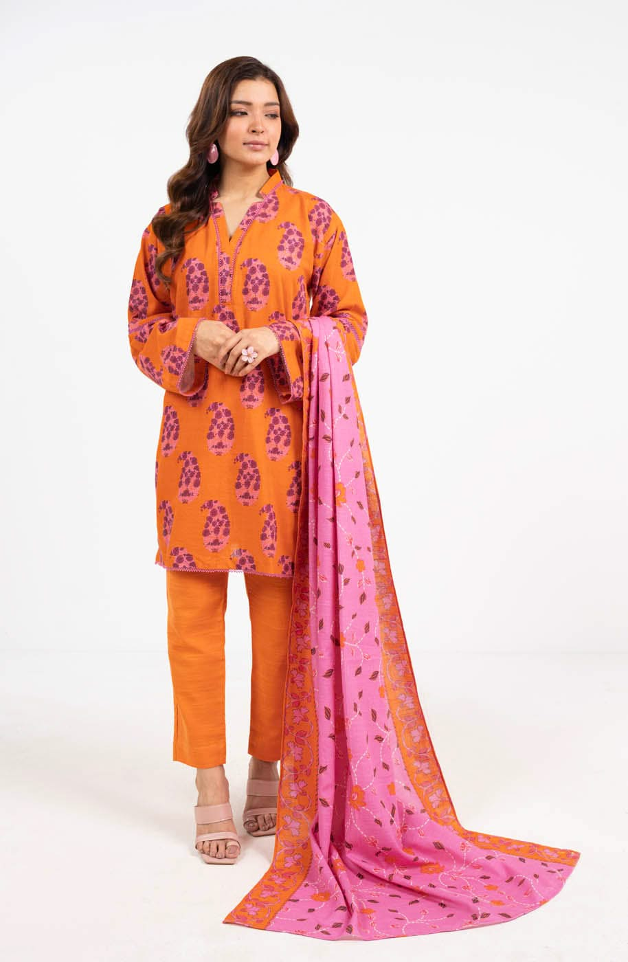 3 Piece Printed Khaddar Suit With Light Khaddar Dupatta | Winter | Al Karam