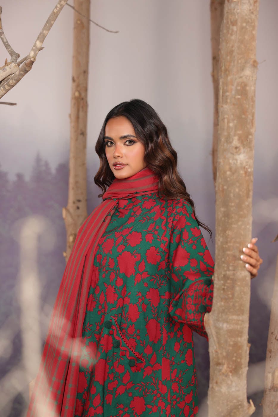 3 Pc Printed Cross Slub Viscose Suit With Shawl | Winter | Al Karam