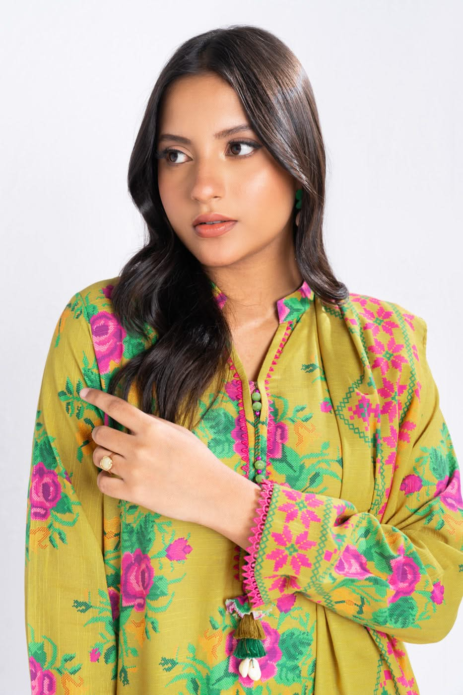 2 Piece Printed Cambric Suit with Lawn Dupatta | Winter | Al Karam