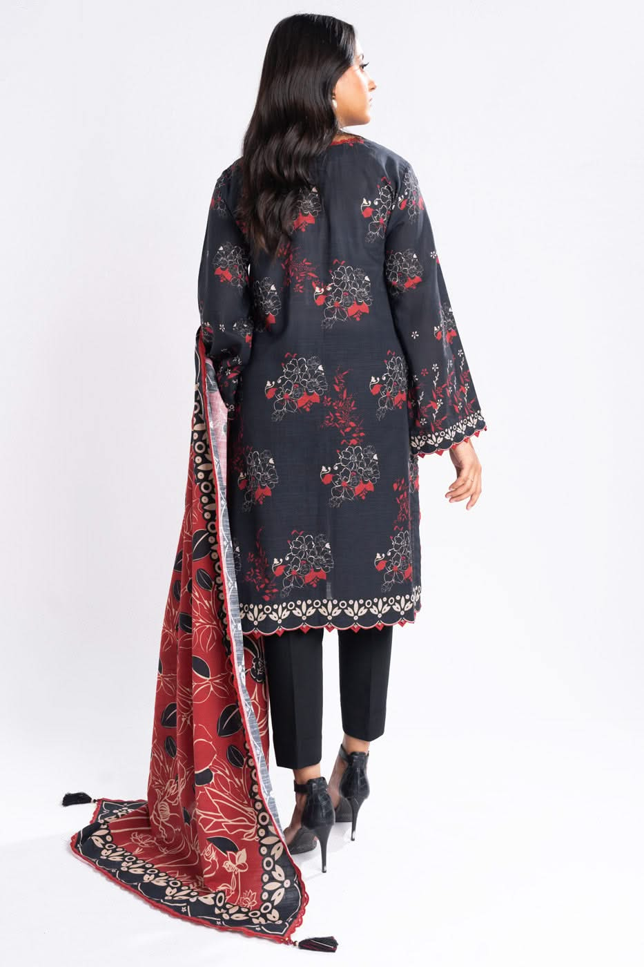 2 Piece Printed Khaddar Suit With Khaddar Dupatta | Winter | Al Karam