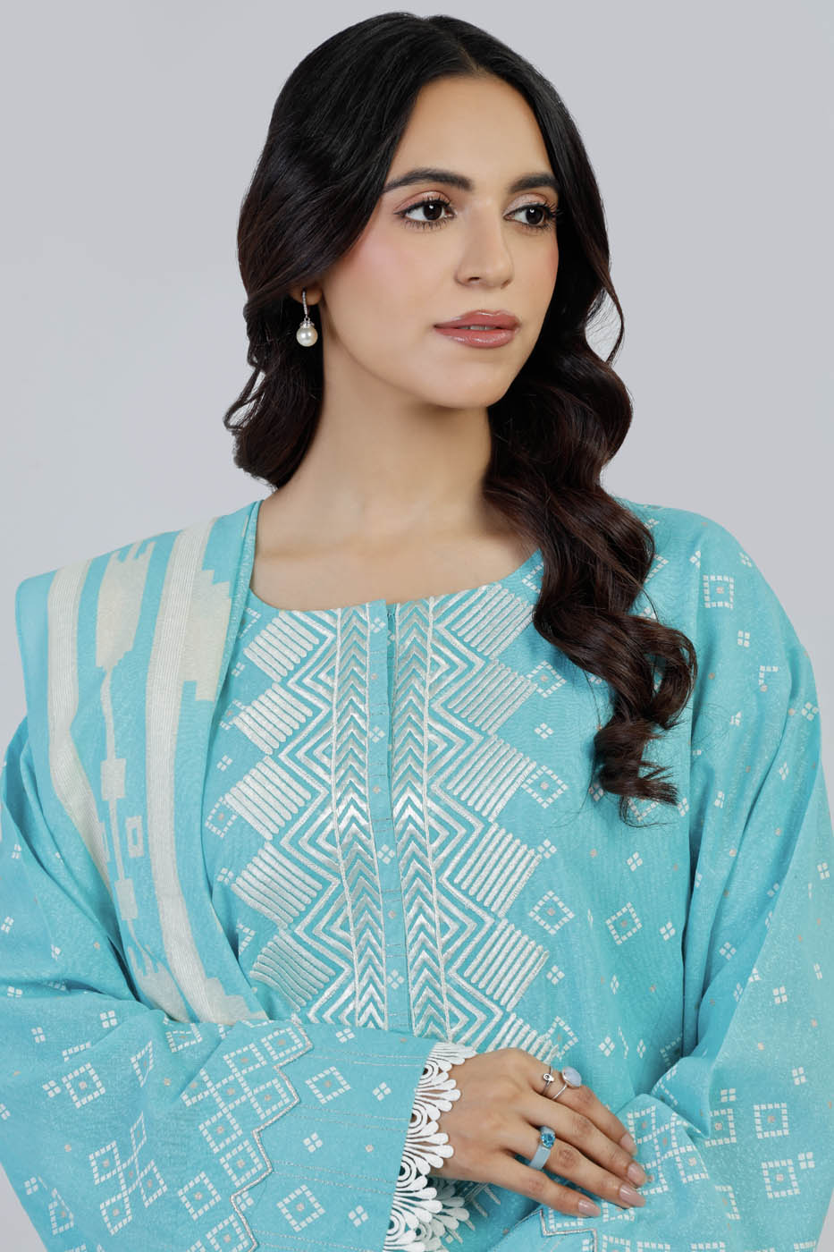 3 Piece Embroidered Karandi Suit With Karandi Dupatta | Winter | Al Karam