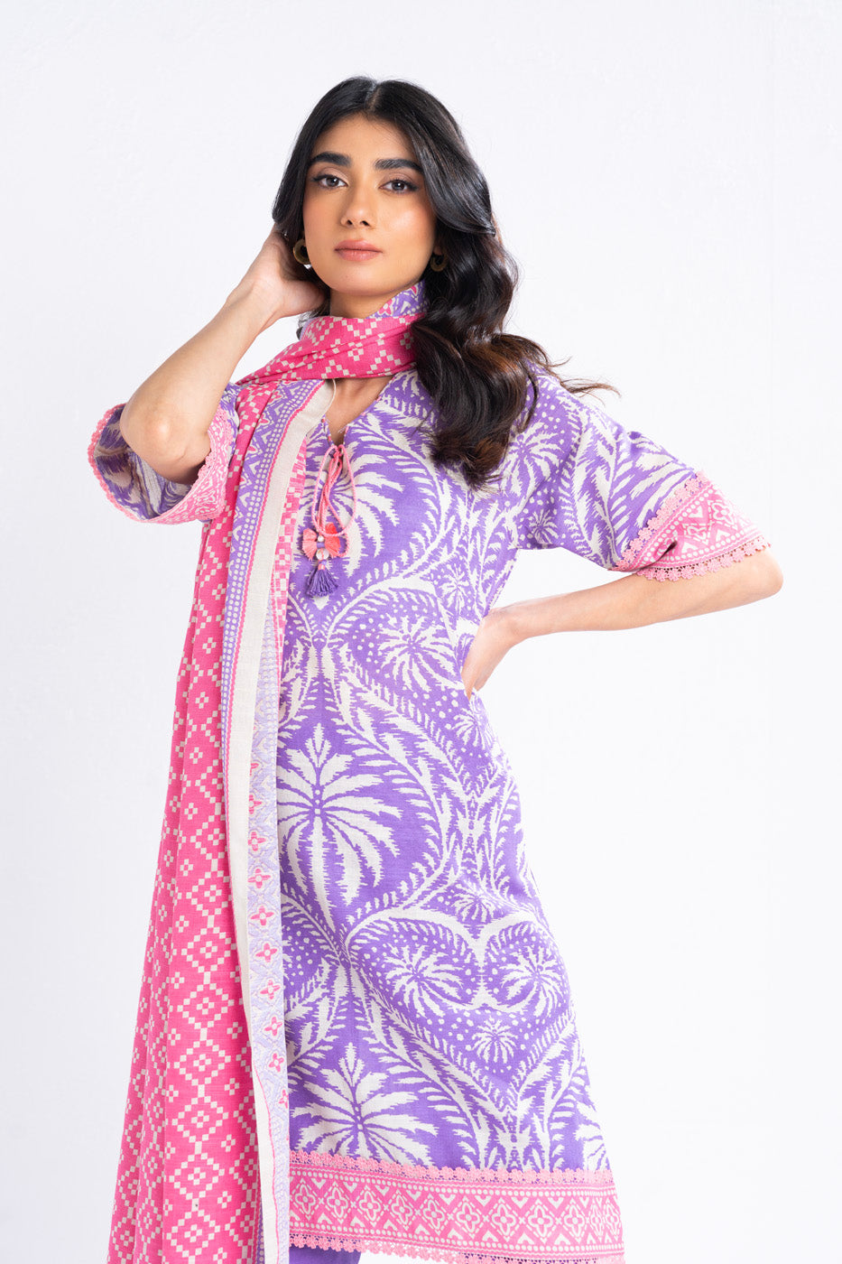 3 Piece Printed Khaddar Suit With Light Khaddar Dupatta | Winter | Al Karam