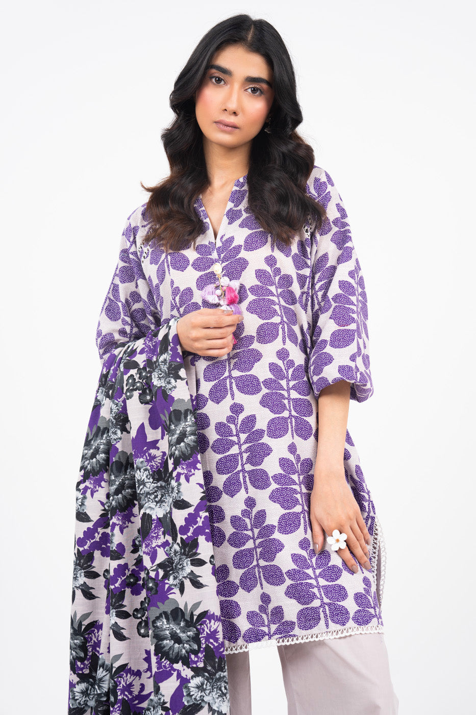 3 Piece Printed Khaddar Suit With Light Khaddar Dupatta | Winter | Al Karam