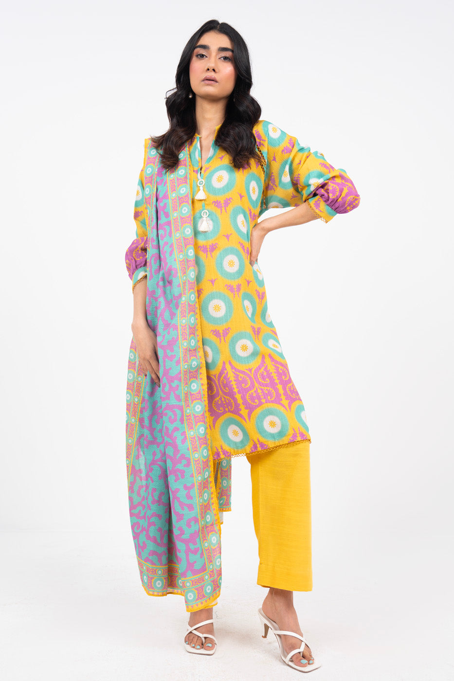 2 Piece Printed Khaddar Suit With Light Khaddar Dupatta | Winter | Al Karam