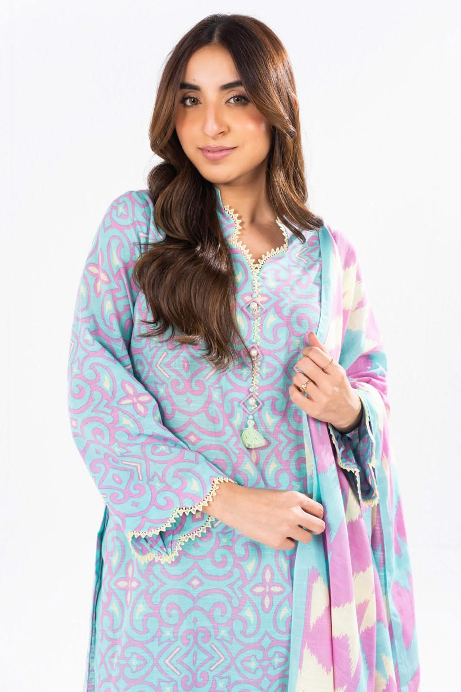 3 Piece Printed Khaddar Suit With Light Khaddar Dupatta | Winter | Al Karam