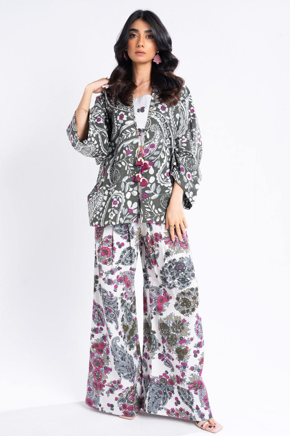 3 Piece Printed Khaddar Suit With Light Khaddar Dupatta | Winter | Al Karam