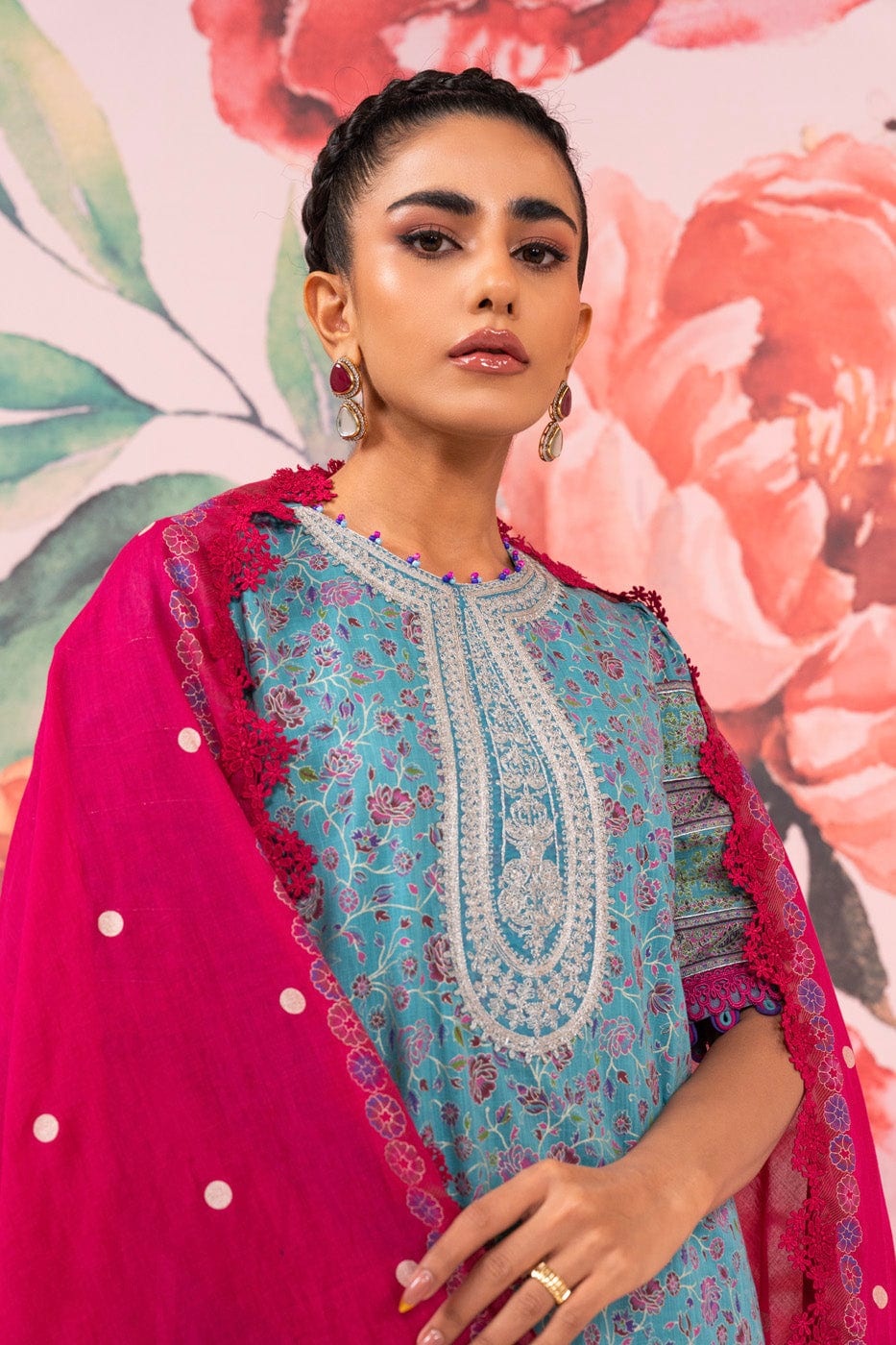 3 Pc Embroidered Two Way Slub Suit With Lawn Dupatta | Festive | Al Karam