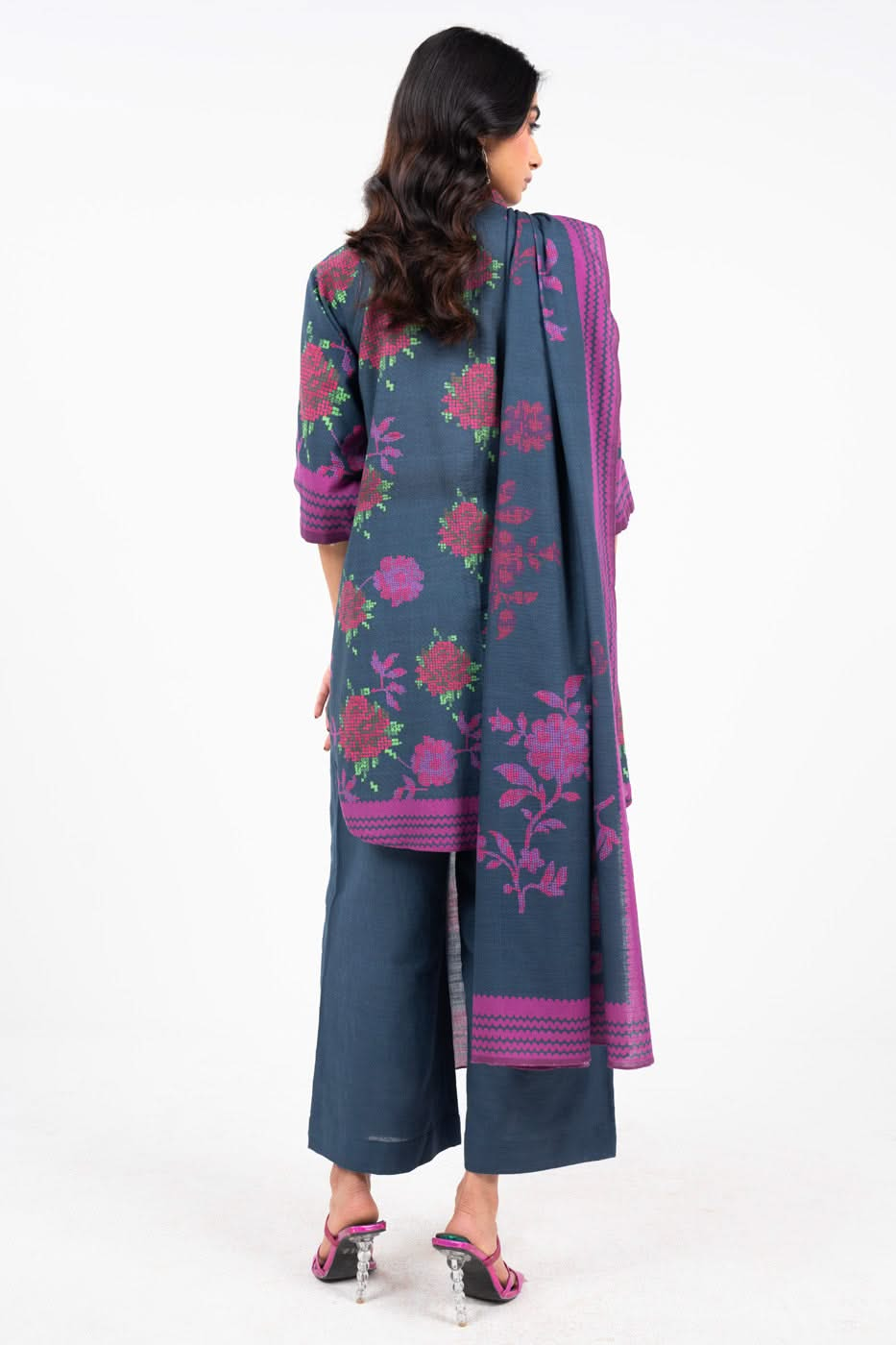 3 Piece Printed Viscose Suit With Viscose Dupatta | Winter | Al Karam