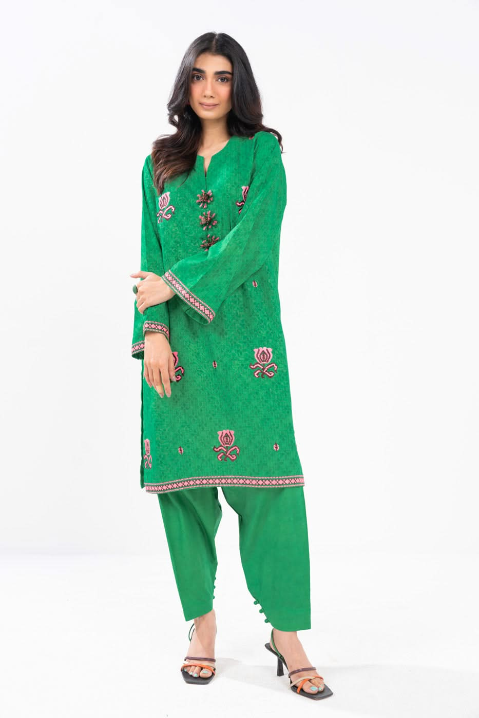 2 Piece Embroidered Self Jacquard Suit With Cambric Trouser | Winter | Al Karam