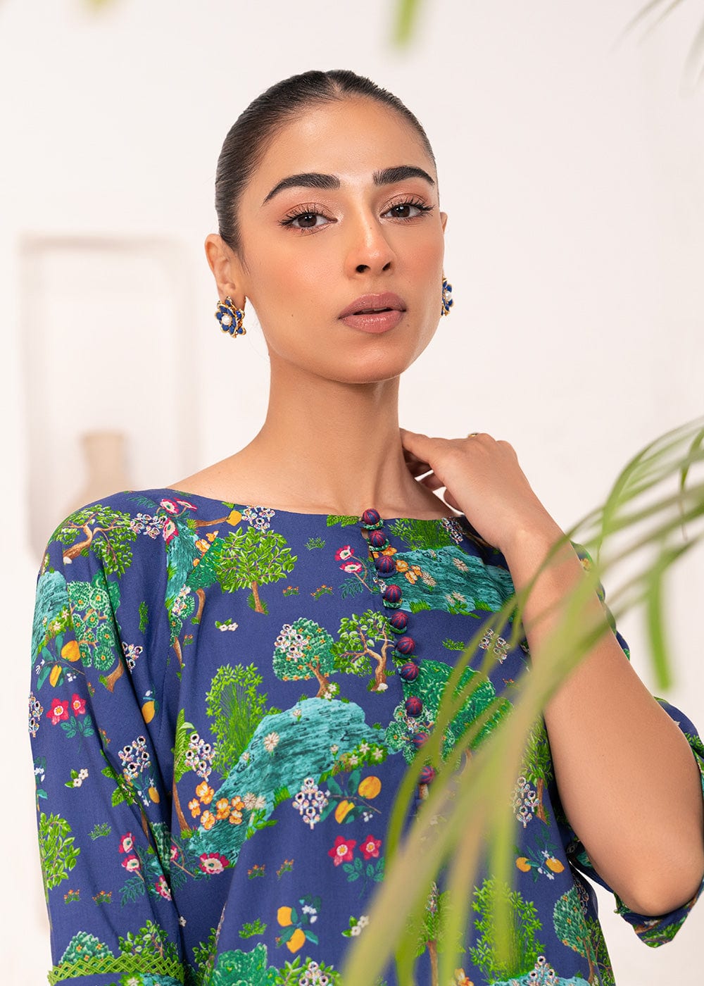 2 Pc Embroidered Lawn Viscose Suit With Lawn Viscose Trouser | Festive | Al Karam