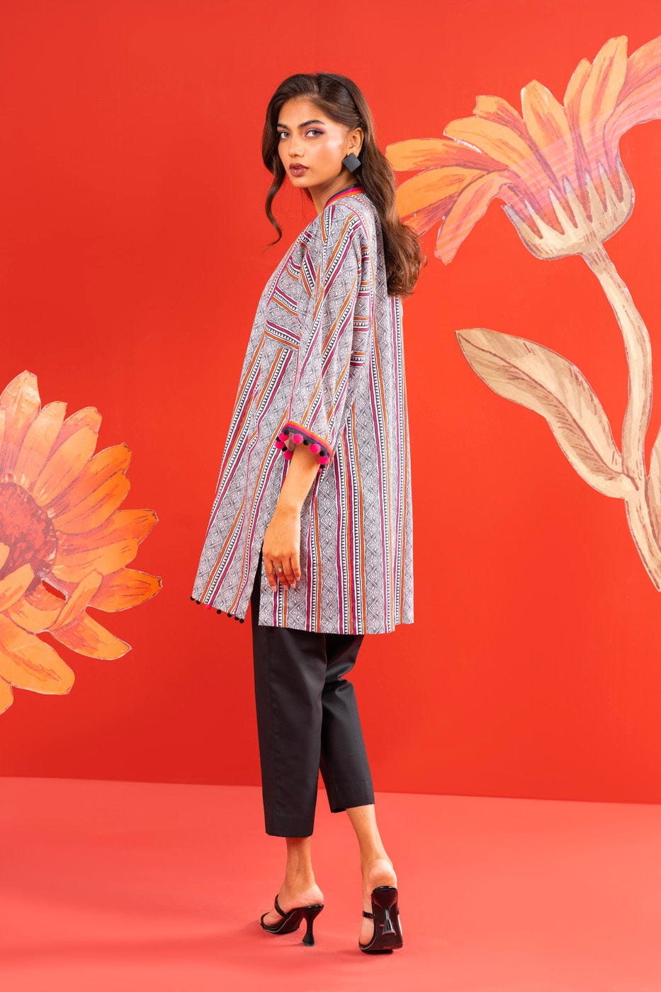 1 Pc Printed Lawn Shirt | Silver | Al Karam