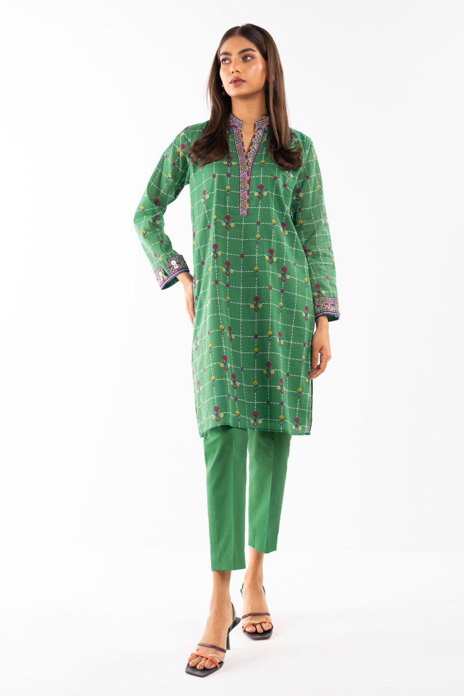 1 Pc Printed Lawn Shirt | Silver | Al Karam