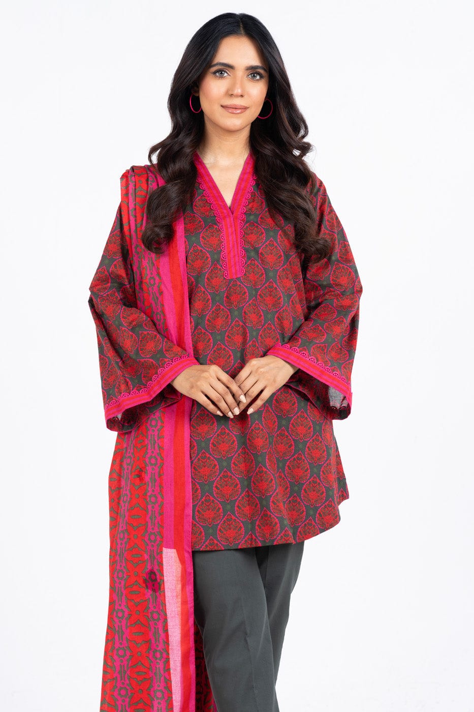 2 Pc Printed Lawn Suit With Silver Lawn Dupatta | Silver | Al Karam