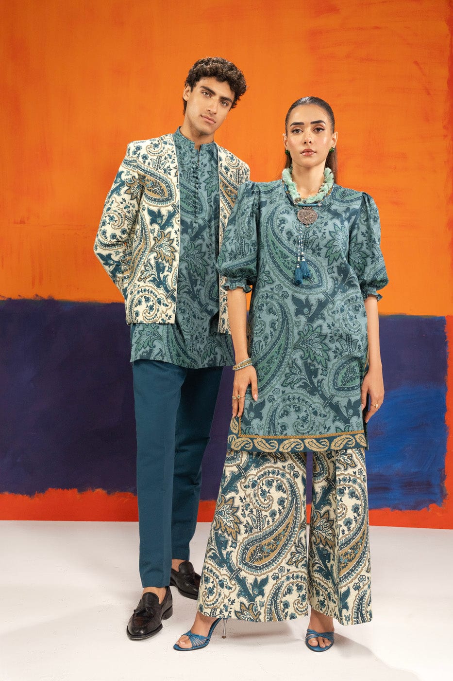 2 Pc Printed Khaddar Shirt With Khaddar Trouser | Silver | Al Karam