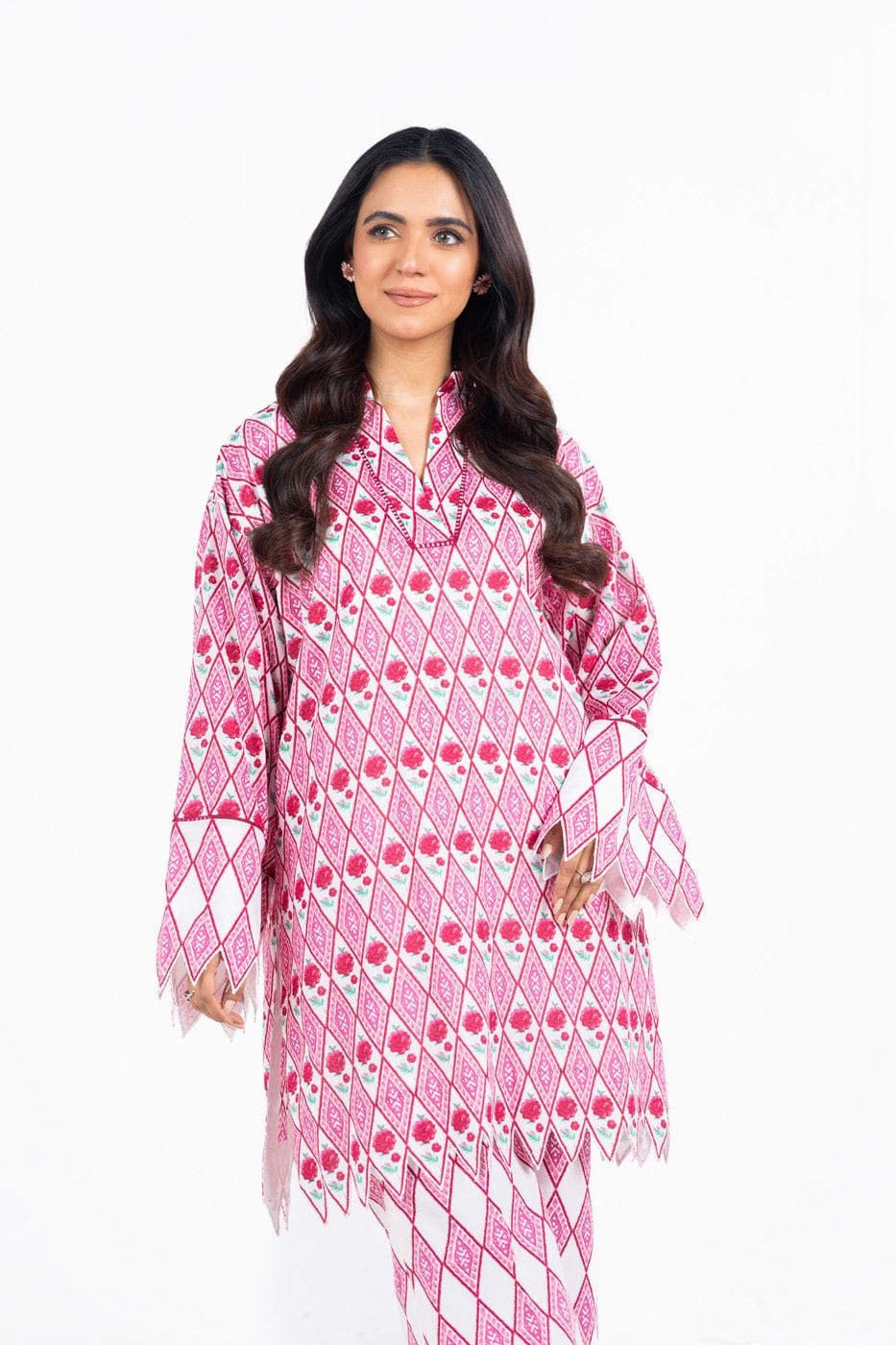 2 Pc Printed Lawn Suit With Cambric Trouser | Silver | Al Karam