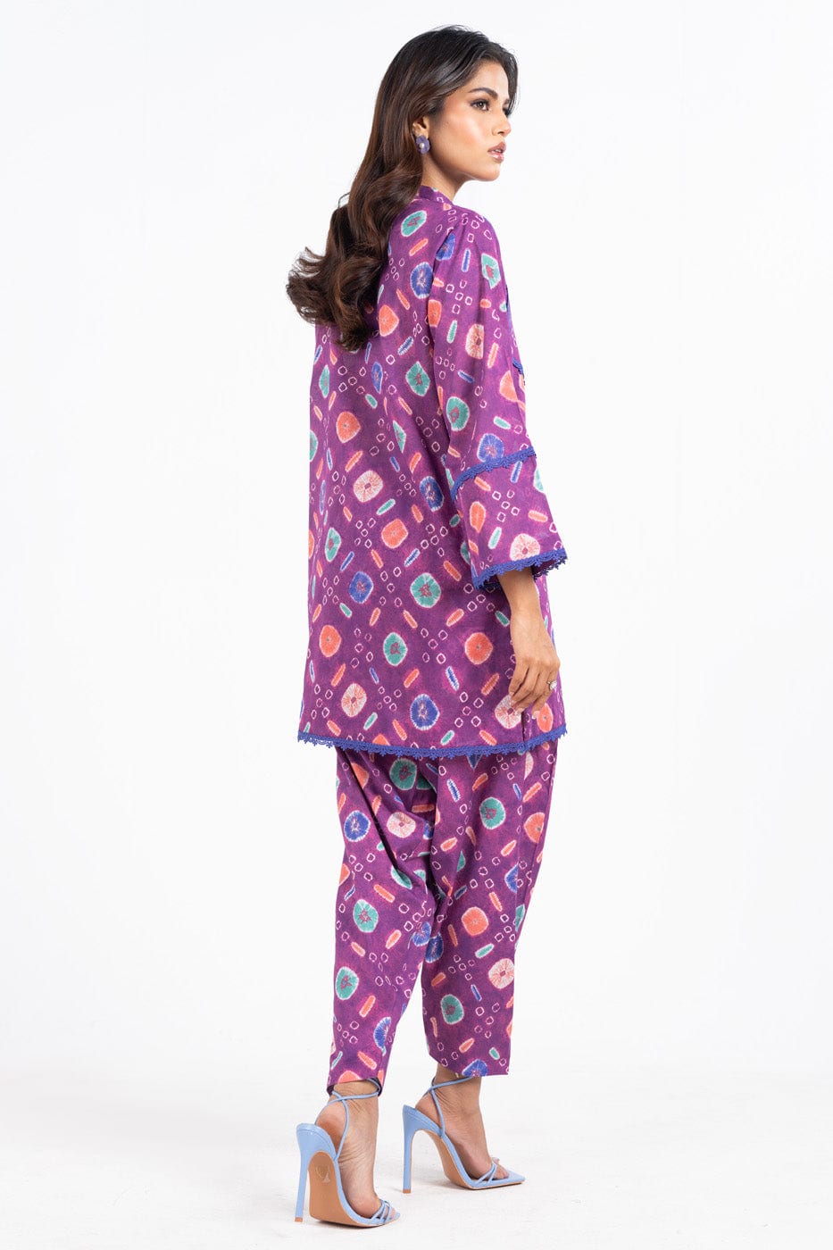 2 Pc Printed Lawn Suit With Cambric Trouser | Silver | Al Karam