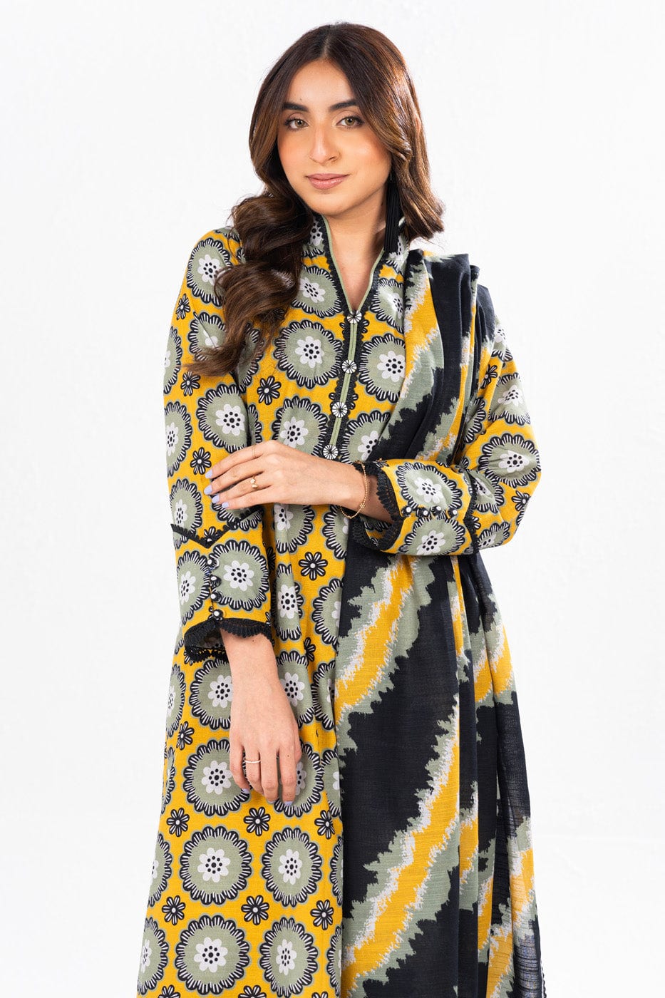 2 Pc Printed Khaddar Shirt With Khaddar Dupatta | Silver | Al Karam