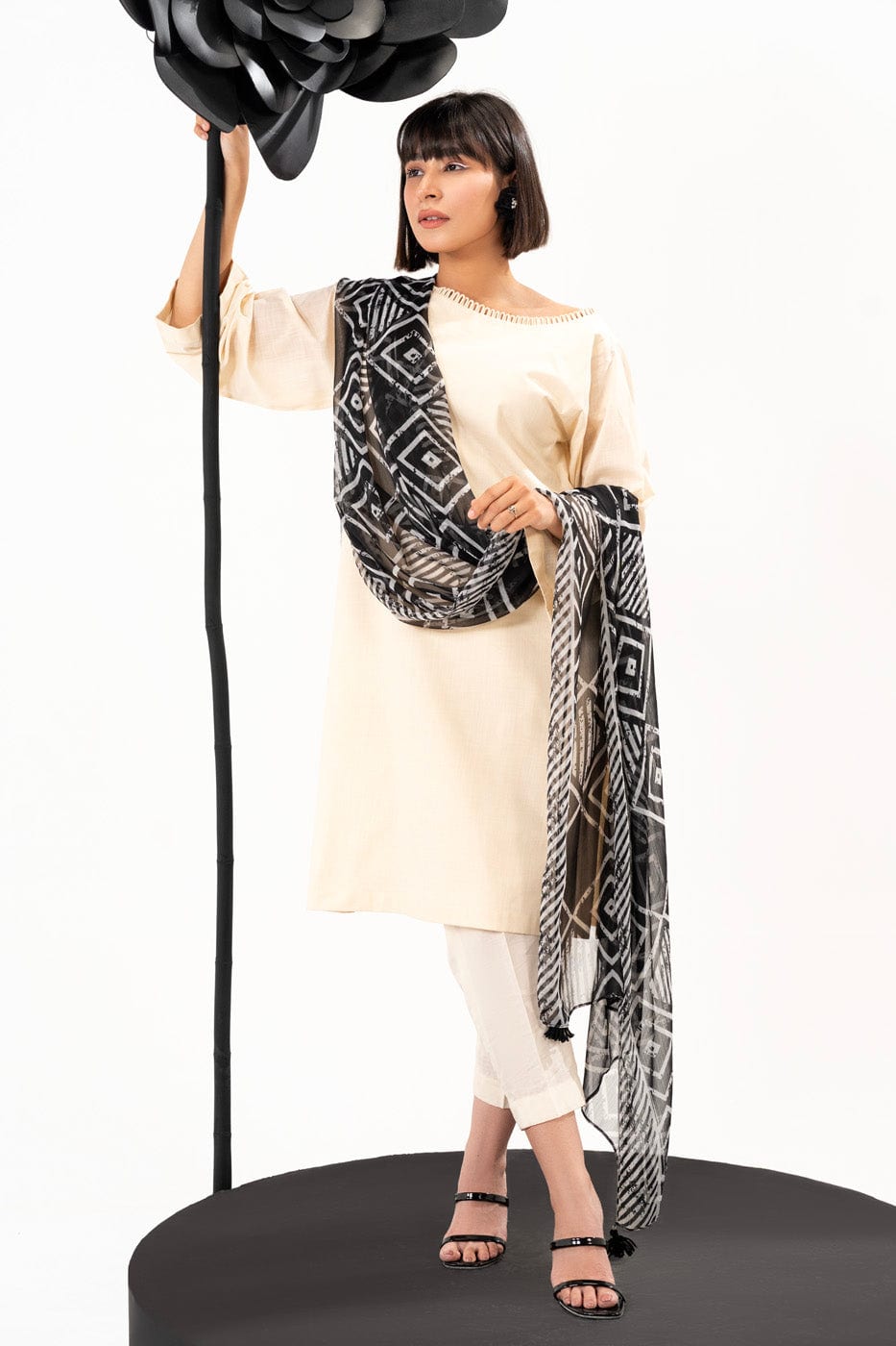 1 Pc Printed Chiffon Dupatta | Silver | Al Karam