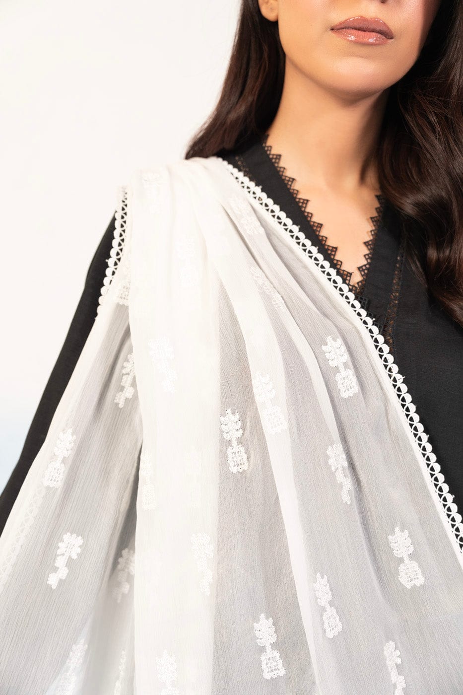 1 Pc Embroidered Chiffon Dupatta | Silver | Al Karam